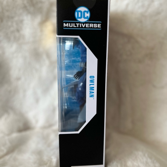 DC Multiverse Owlman gold label collectible figure - Picture 5 of 5